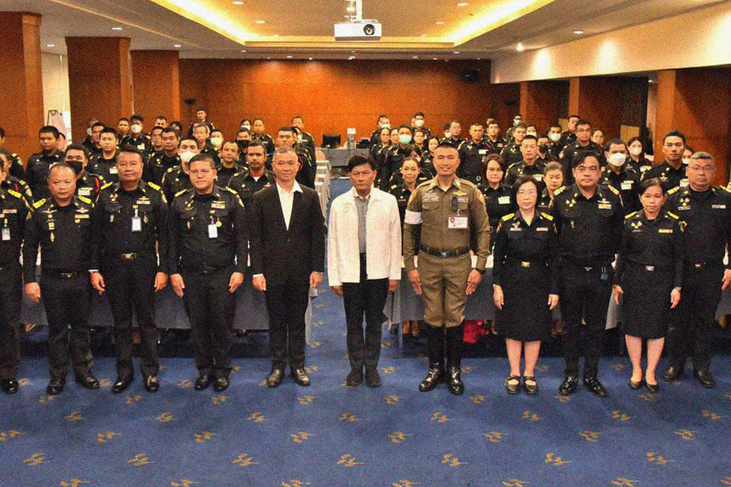 กทม.ตั้ง ‘เทศกิจอาสาจราจร’ สนับสนุนภารกิจตำรวจ ช่วยบรรเทาปัญหารถติดเมืองกรุง