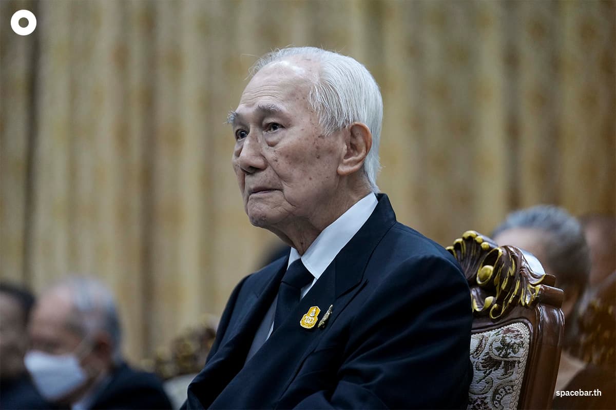 General-Suchinda-Kraprayoon-SPACEBAR-Photo02.jpg