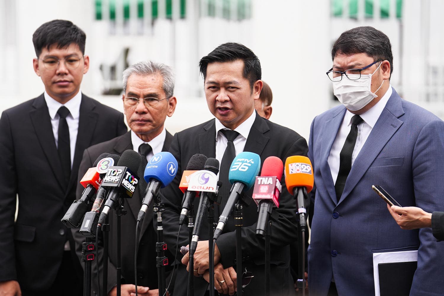 Photo Story : ไต่สวนคดี ‘ทักษิณ’ ปมชั้น 14 ‘วิษณุ’ ขึ้นเบิกความเอง