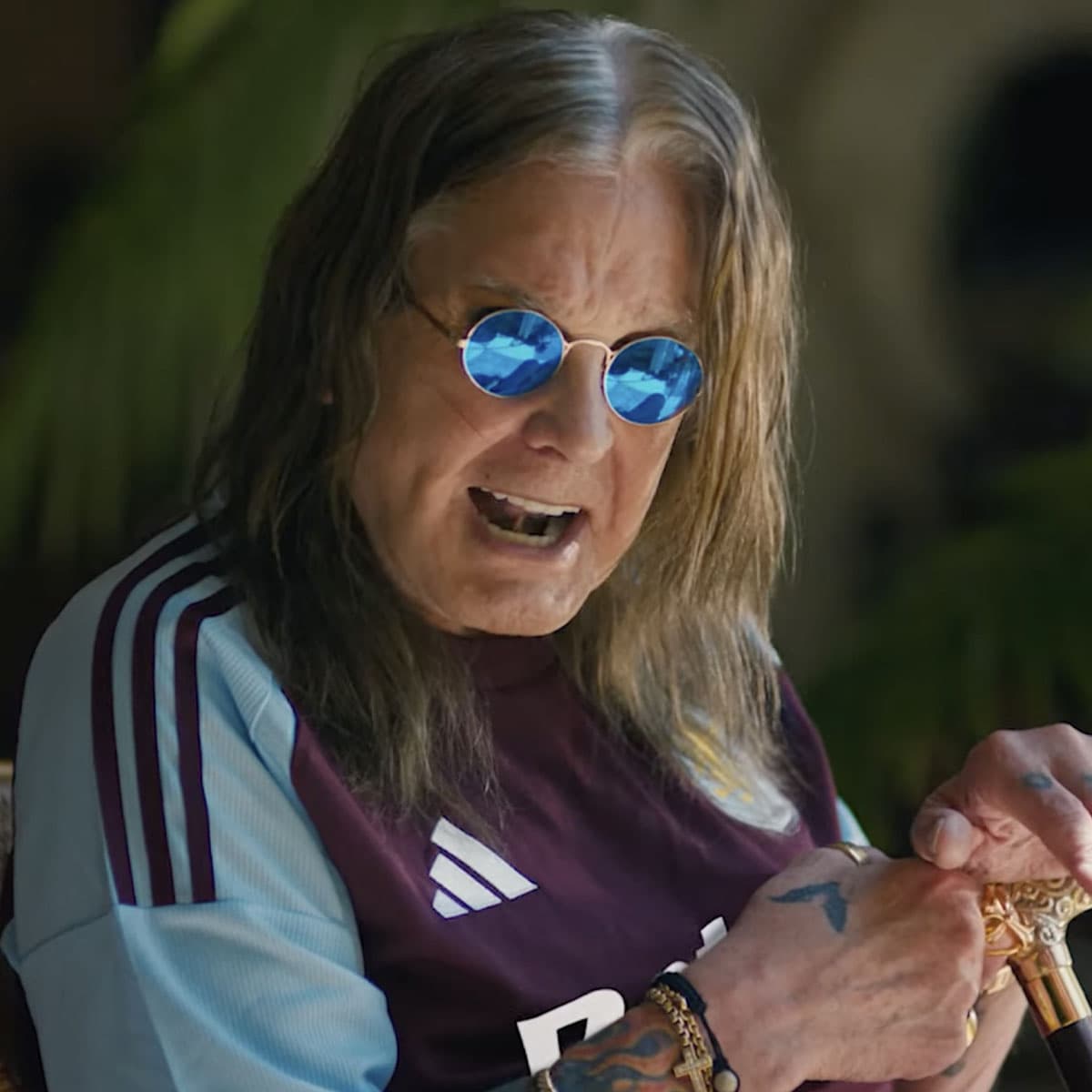 Photo-story-Aston-Villa-RIP-Ozzy-Osbourne-SPACEBAR-Photo_SQ01.jpg