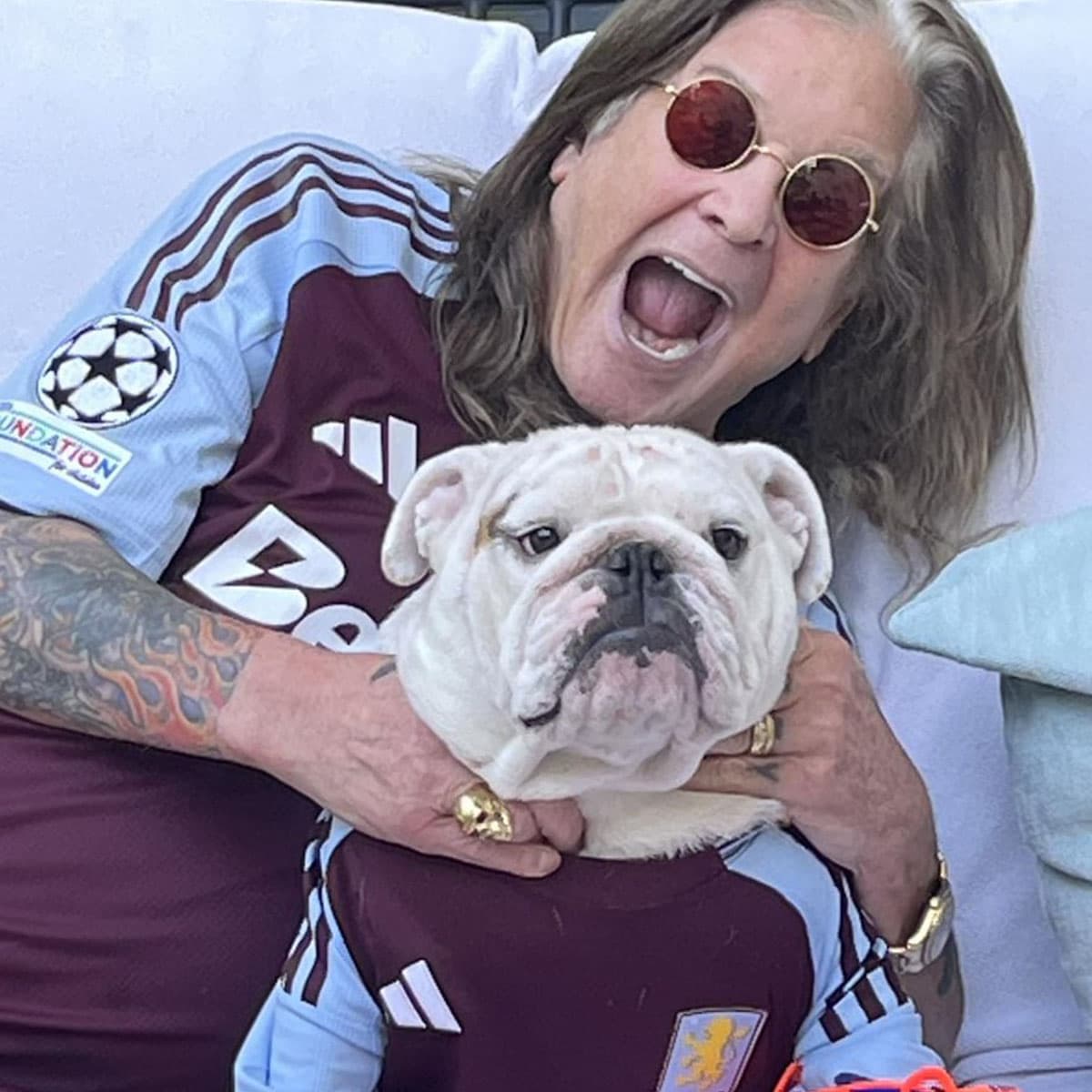 Photo-story-Aston-Villa-RIP-Ozzy-Osbourne-SPACEBAR-Photo_SQ02.jpg