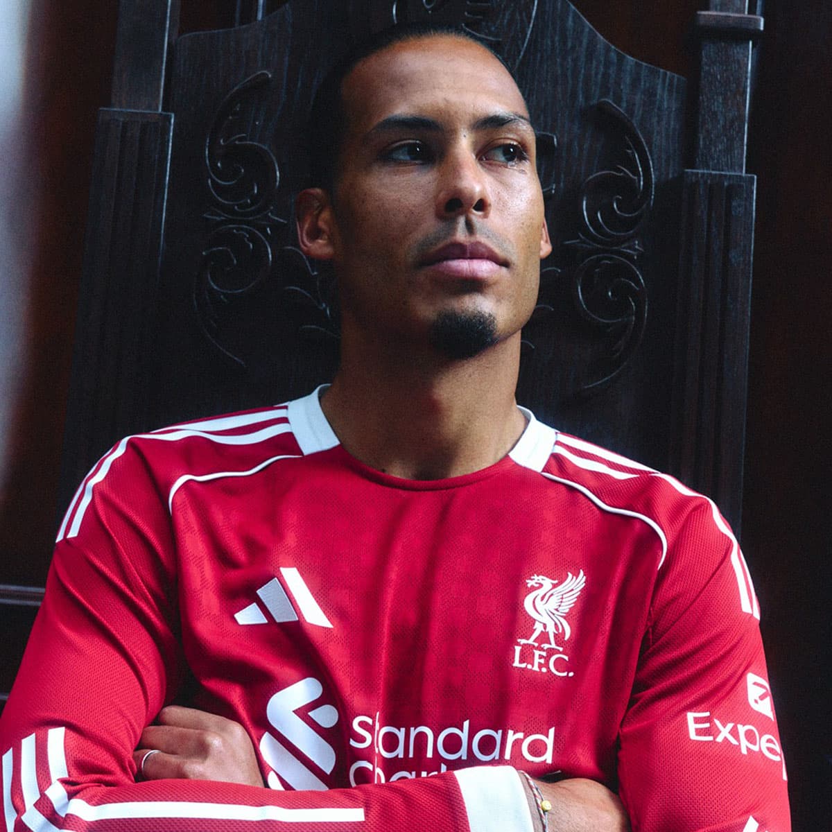 Photo-story-Liverpool-Jersey-2025-26-SPACEBAR-Photo_SQ02.jpg