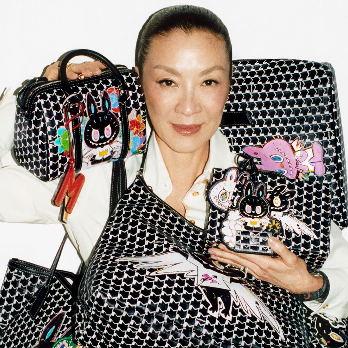 Photo-story-Moynat-x-Labubu Photo-story-Moynat-x-Labubu-SPACEBAR-Photo_SQ01.jpg