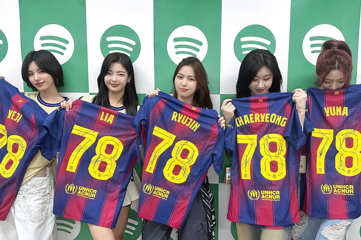 Photo-story-Stray-Kids-ITZY-with-Barca-Tottenham-SPACEBAR-Photo02.jpg