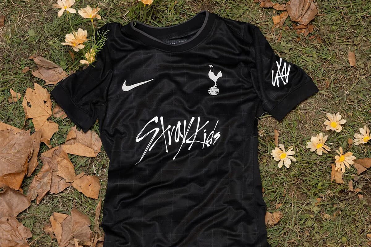 Photo-story-Stray-Kids-ITZY-with-Barca-Tottenham-SPACEBAR-Photo04.jpg