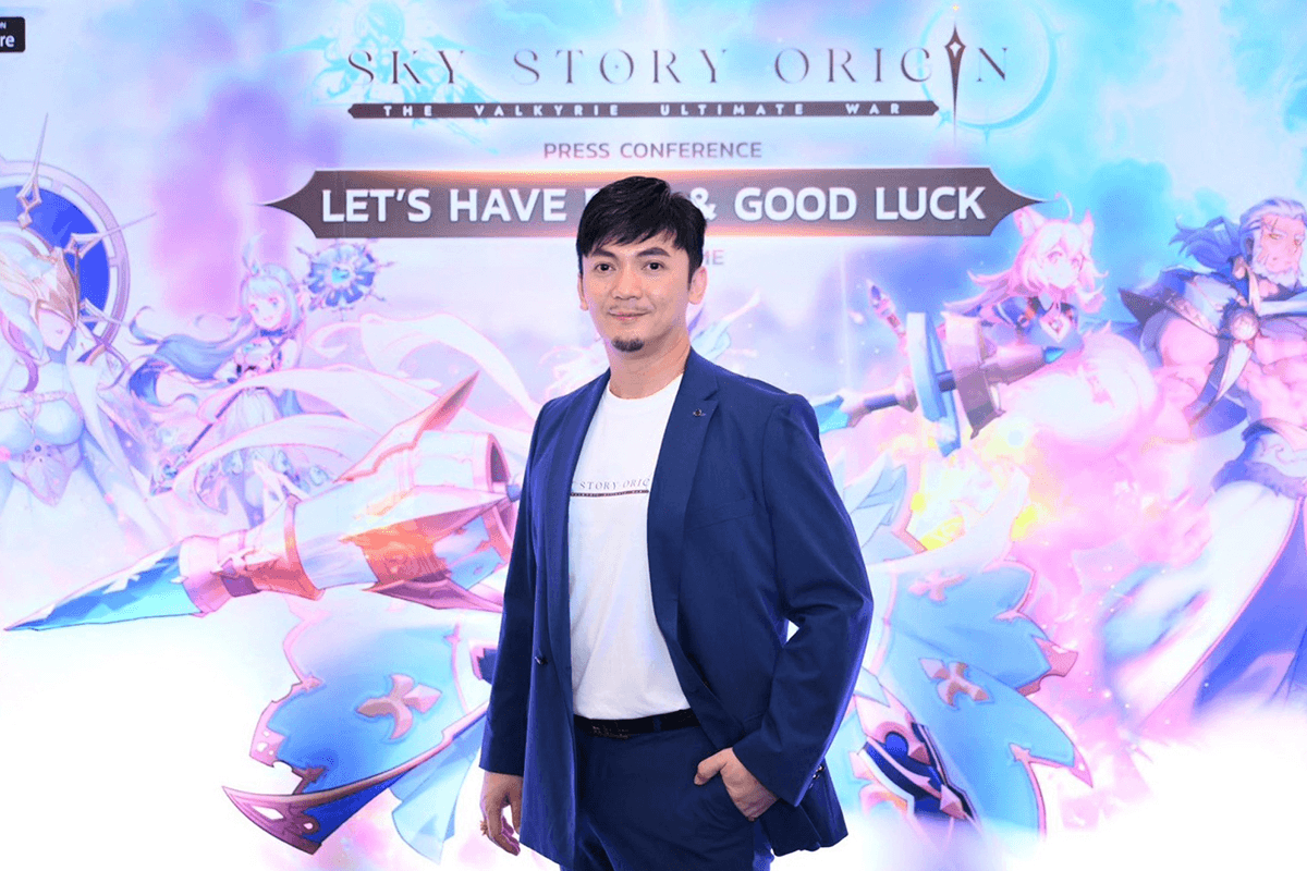 SKY_STORY_ORIGIN_SPACEBAR_Photo01_e016fcebc9.png
