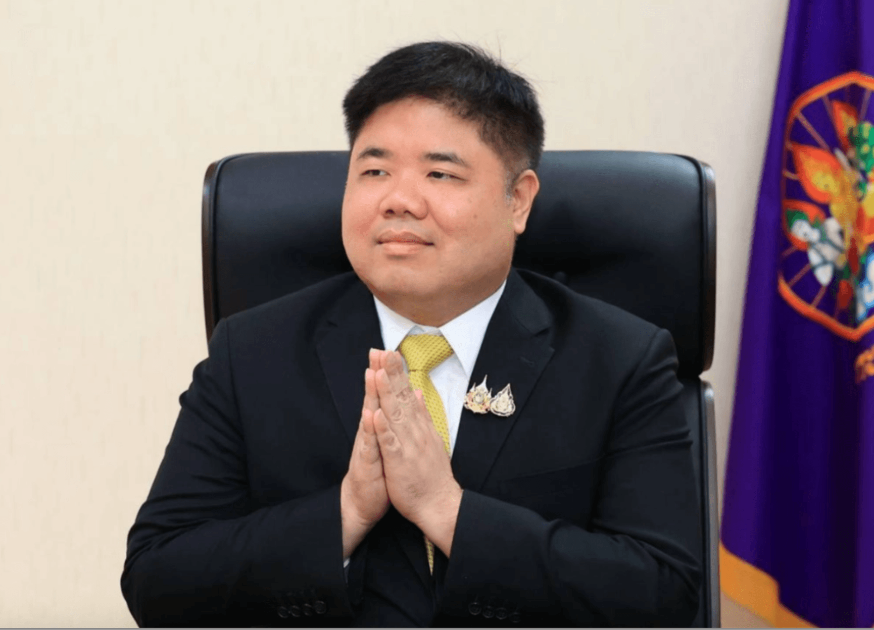 พงศ์กวิน จึงรุ่งเรืองกิจ รัฐมนตรีแรงงานทำงานยังไม่พ้น Run-in ก็ได้ทดลองใช้อำนาจในมือ ไม่ให้‘อา’ ผิดหวัง