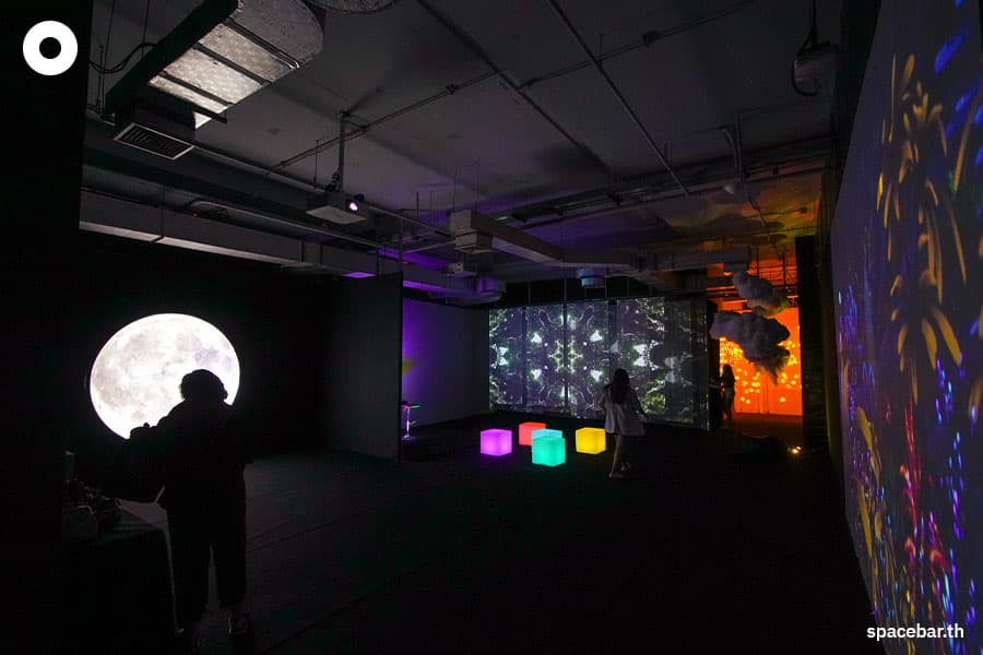 Space_Review_Space_K_Bangkok_Unreal_Media_Art_SPACEBAR_Photo03_d1ae4fa577.jpeg