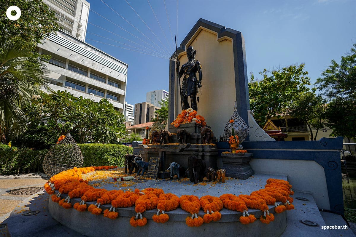 Uthen_RMUTTO_Vishnu_worship_ceremony_SPACEBAR_Photo06_e1bee763c3.jpg