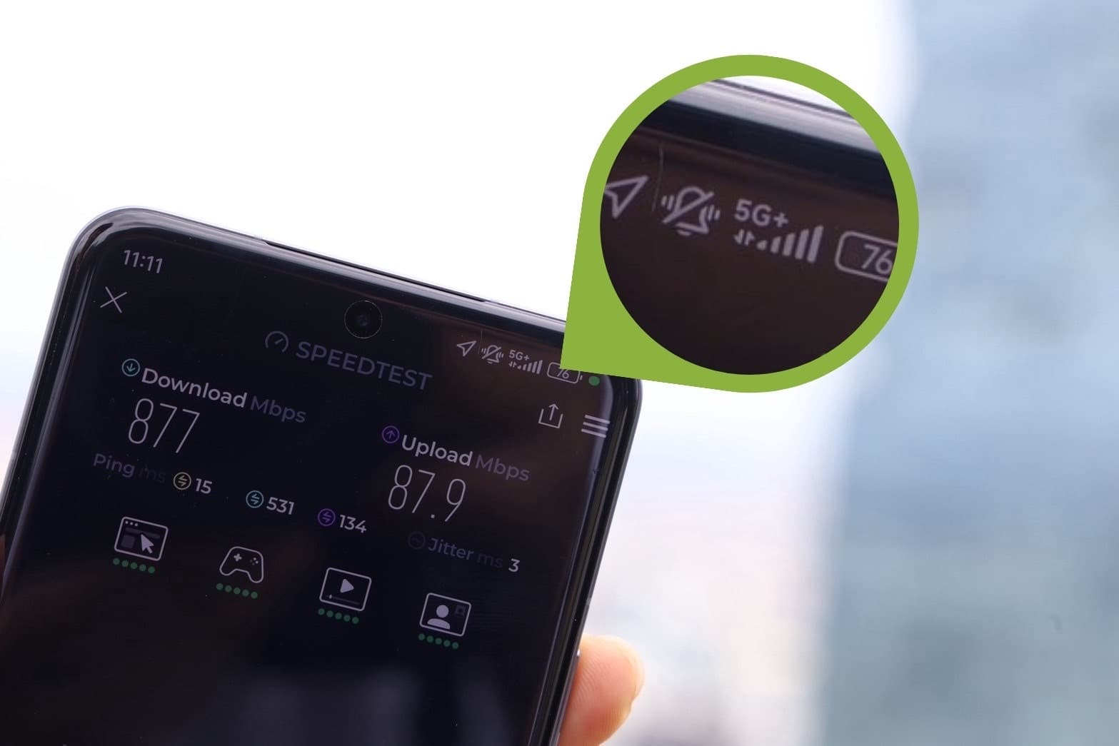 AIS เปิดตัว 5G+  รายแรกในอาเซียน