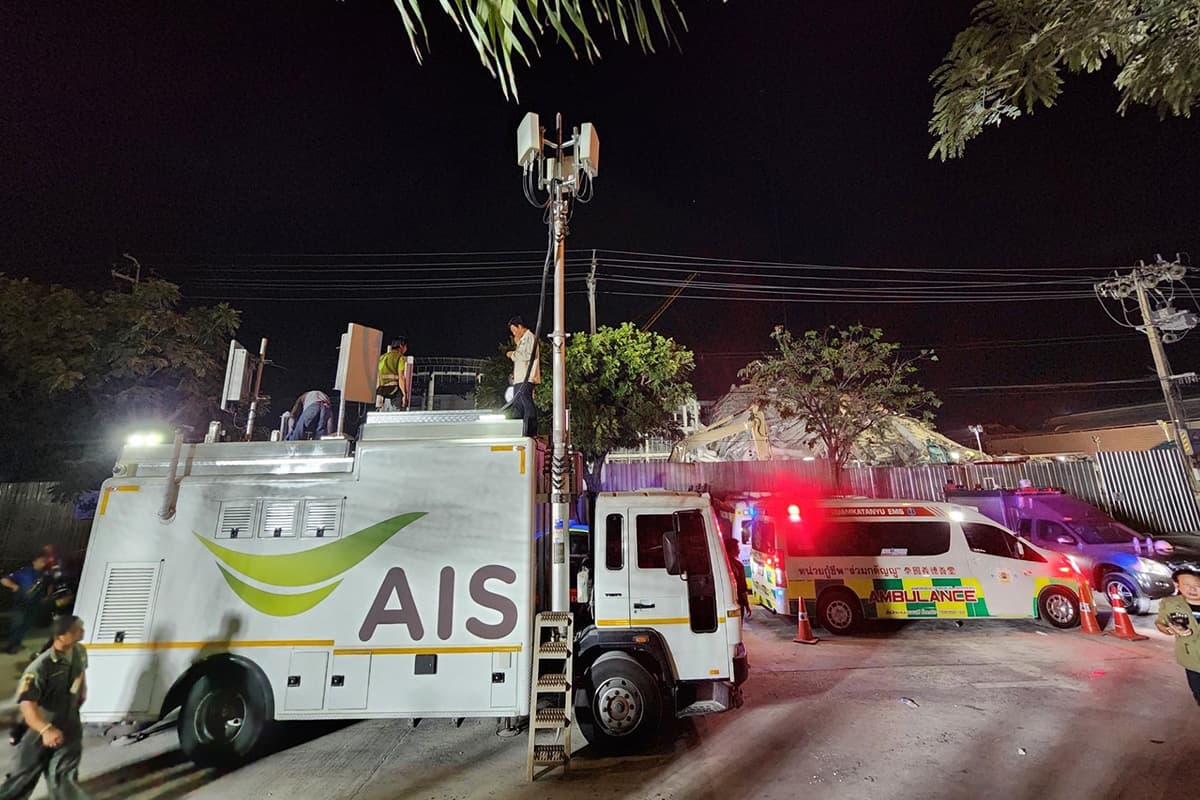 ais-mission-49-days-earthquake-save-life-signal-telephone-SPACEBAR-Photo03.jpg