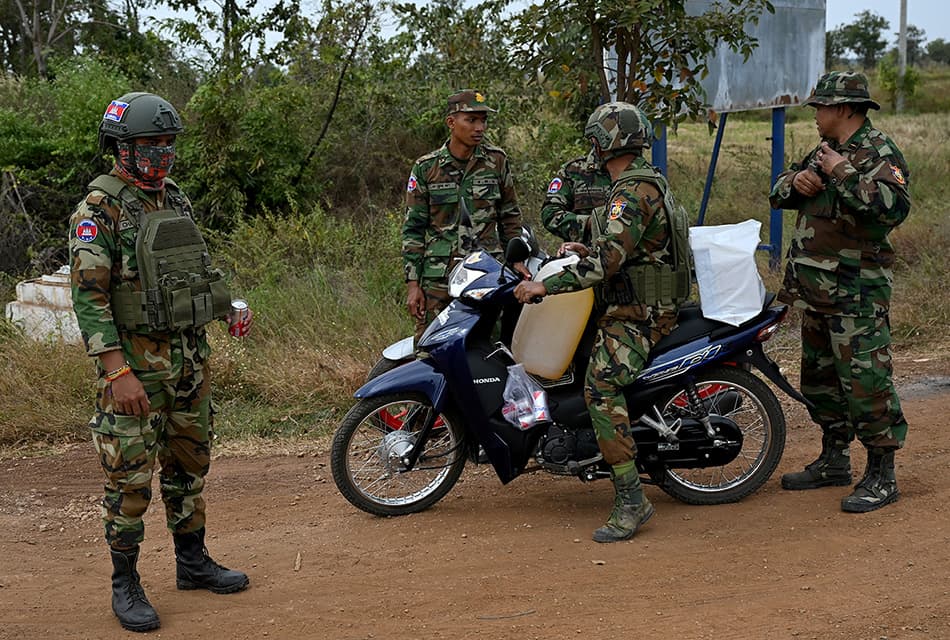 ทหารกัมพูชาให้สัมภาษณ์ Reuters อ้างไทยใช้แก๊สพิษทำให้หายใจไม่ออกจนต้องเข้าโรงพยาบาล