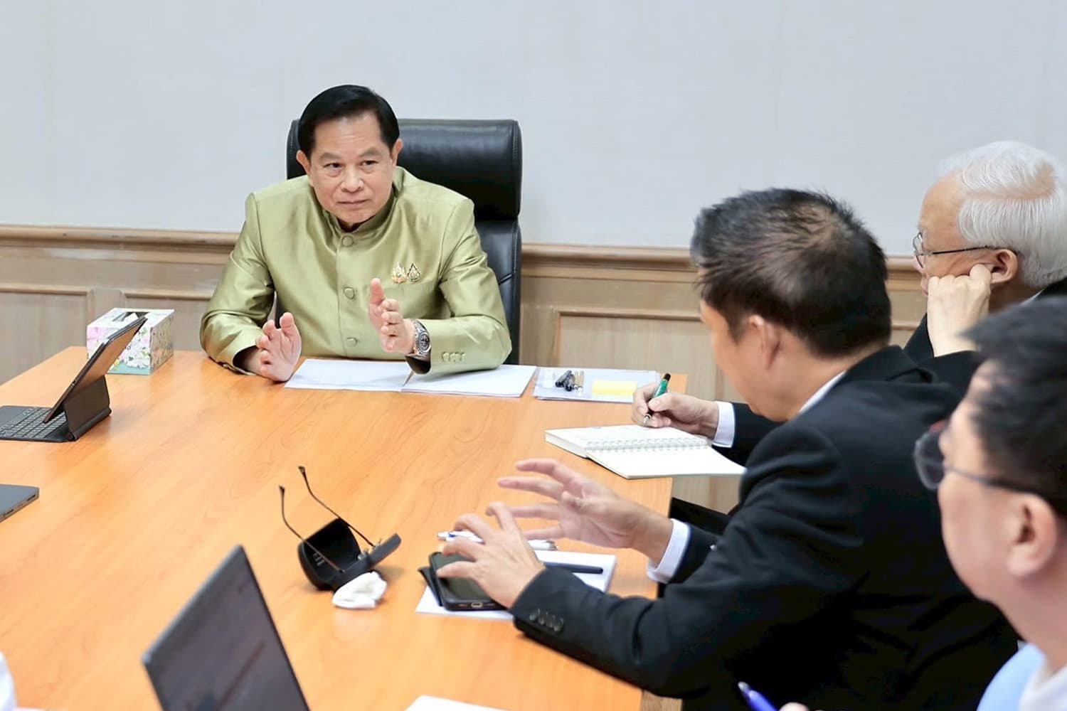 ปรับแผนสำรองน้ำมัน รับมือสงครามอิสราเอล–อิหร่าน