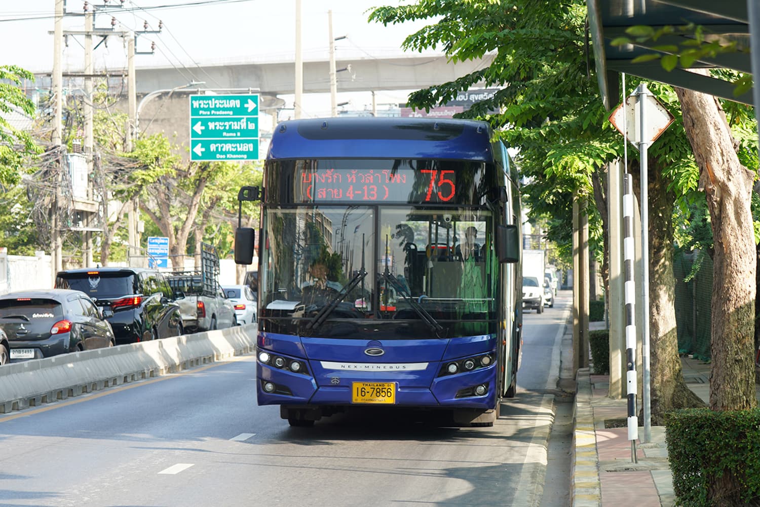 economic_business_thai_electric_bus_payment_SPACEBAR_Hero_cf9694fb9c.jpg