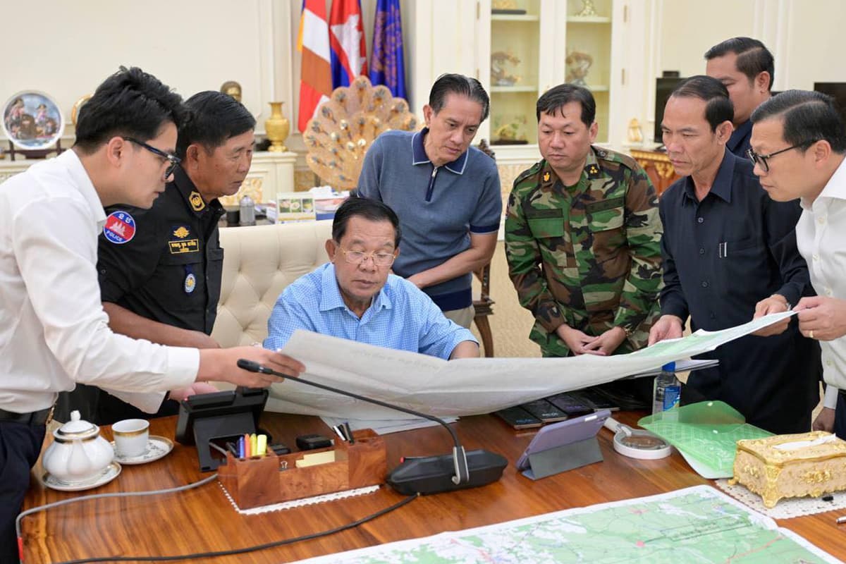 Photo by Facebook / Hun Sen