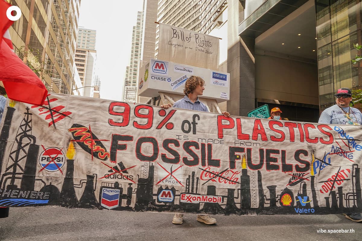 human_capitalism_and_sustainability_SPACEBAR_Photo02_4de1c580a6.jpg