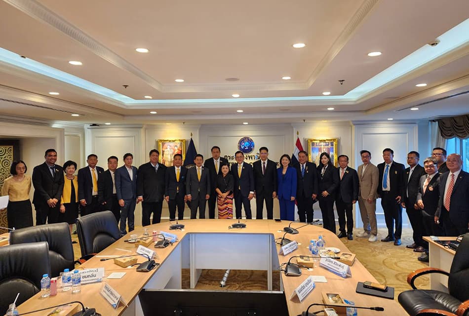 จตุพร ลั่น! พร้อมอุ้ม SME สู้รายใหญ่ฮุบตลาด