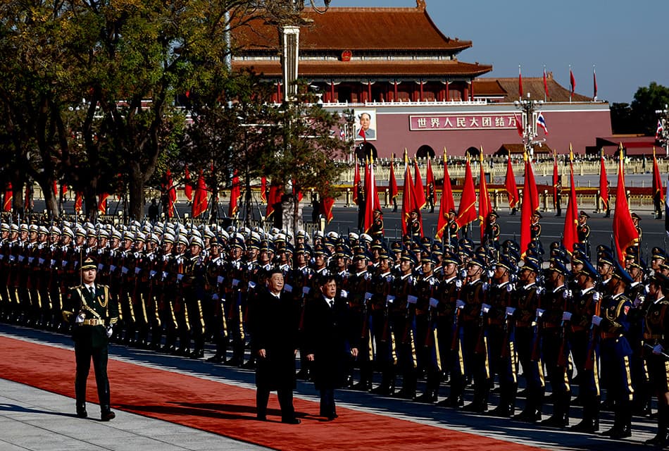 Photo Story : สี จิ้นผิง ถวายการต้อนรับ ‘ในหลวง-พระราชินี’ เสด็จฯ เยือนสาธารณรัฐประชาชนจีนในโอกาสเฉลิมฉลองสถาปนาความสัมพันธ์ทางการทูตไทย-จีน ครบ 50 ปี