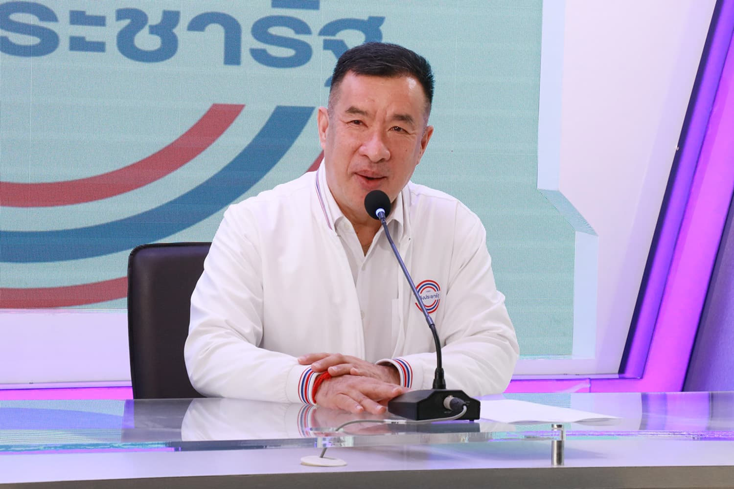 ‘พปชร.’ มองมติ ‘แพทยสภา’ บ่งชี้ ‘ทักษิณ’ ป่วยทิพย์ ส่อทำ ‘อิ๊งค์’ เสี่ยงคดี