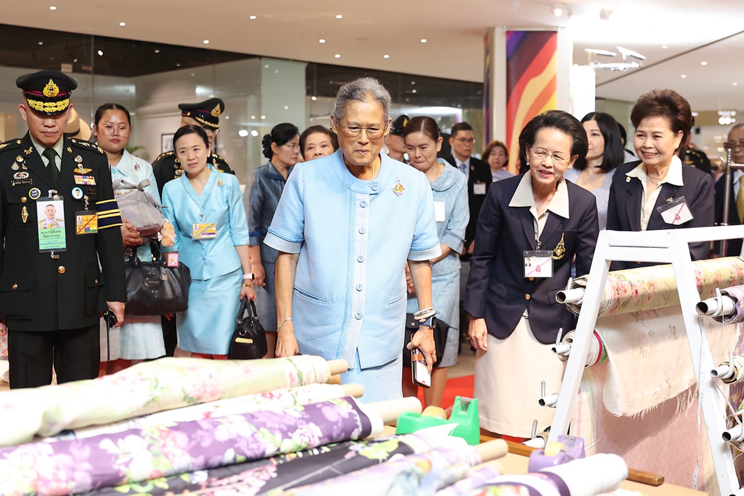 สมเด็จพระกนิษฐาธิราชเจ้า กรมสมเด็จพระเทพฯ เสด็จฯ เปิดงาน ‘สานสายใยเพื่อผลิตภัณฑ์สายใจไทย ครั้งที่ 27’