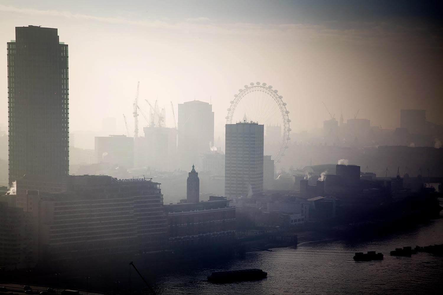 the_great_smog_of_1952_london_SPACEBAR_Hero_daea27ad62.jpg