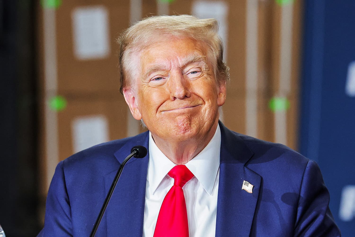 trump_says_china_tariff_will_come_down_significantly_SPACEBAR_Hero_6d02ca29f6.jpg