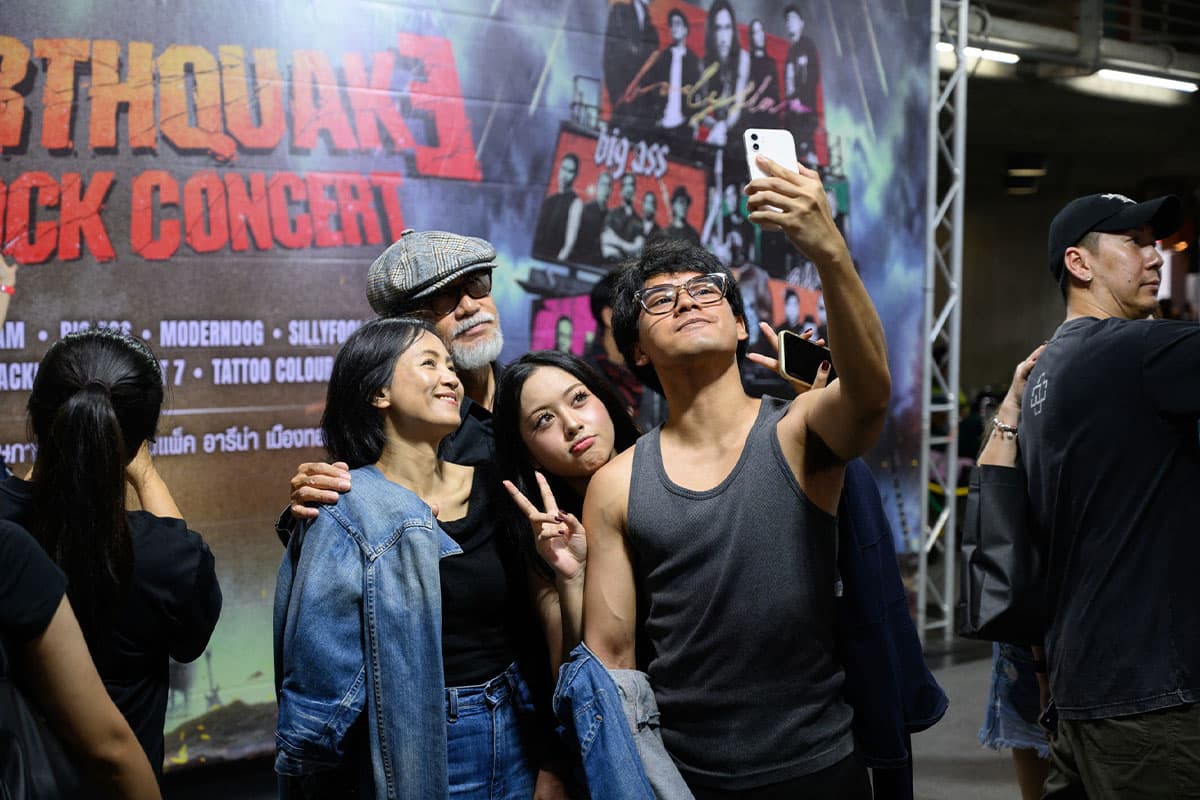 vibe-review-earthquake-rock-concert-SPACEBAR-Photo02.jpg