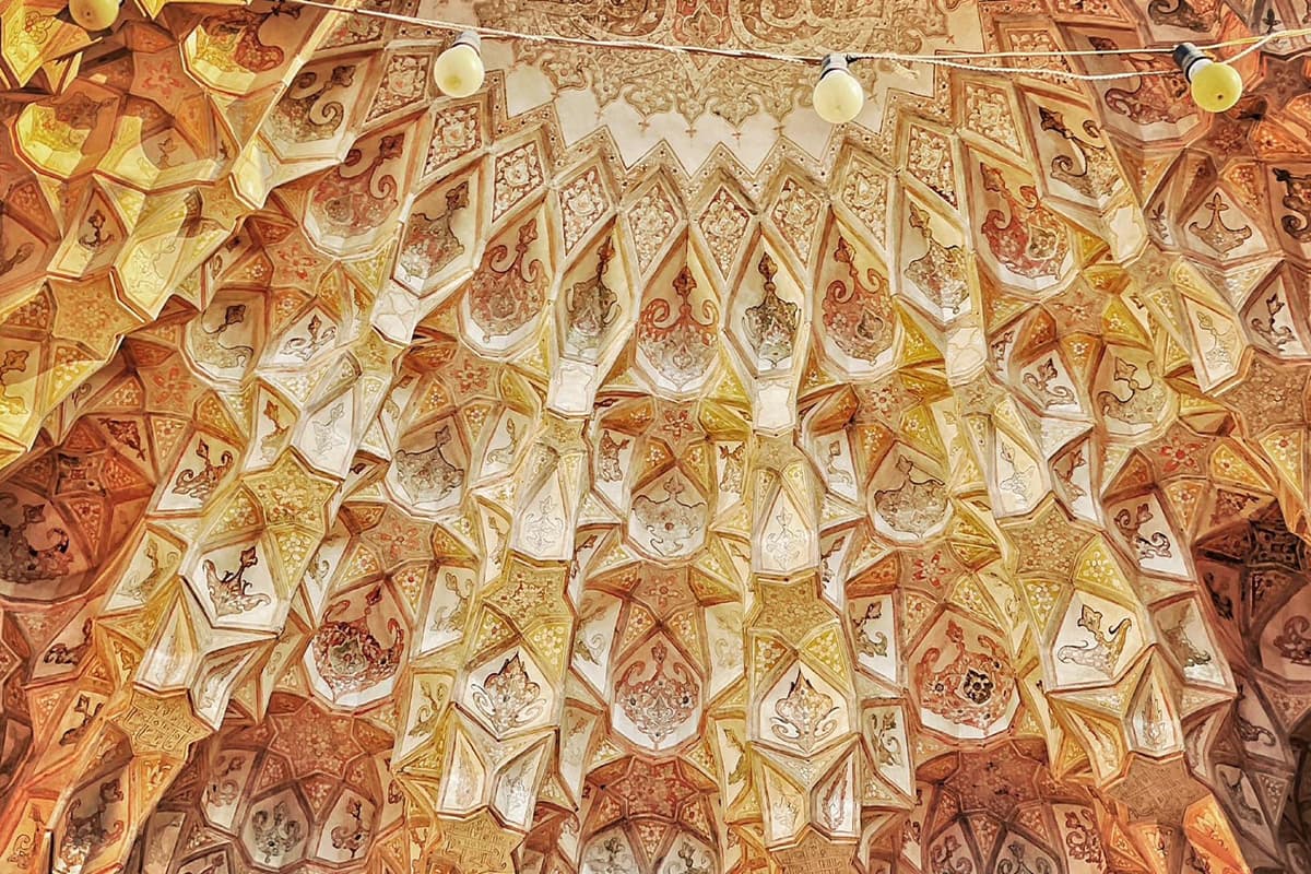 what_is_islamic_arts_SPACEBAR_Photo05_3fd05df391.jpg