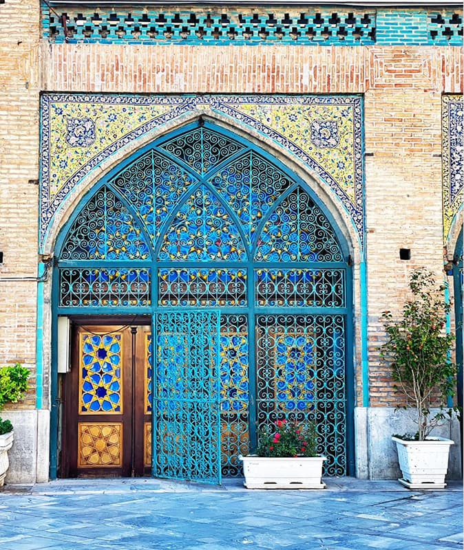 what_is_islamic_arts_SPACEBAR_Photo10_c5f5bffe62.jpg
