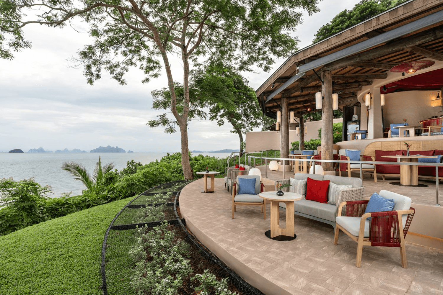เปิดตัว Zbar โฉมใหม่ ณ เดอะ นาคา ไอแลนด์ ภูเก็ต