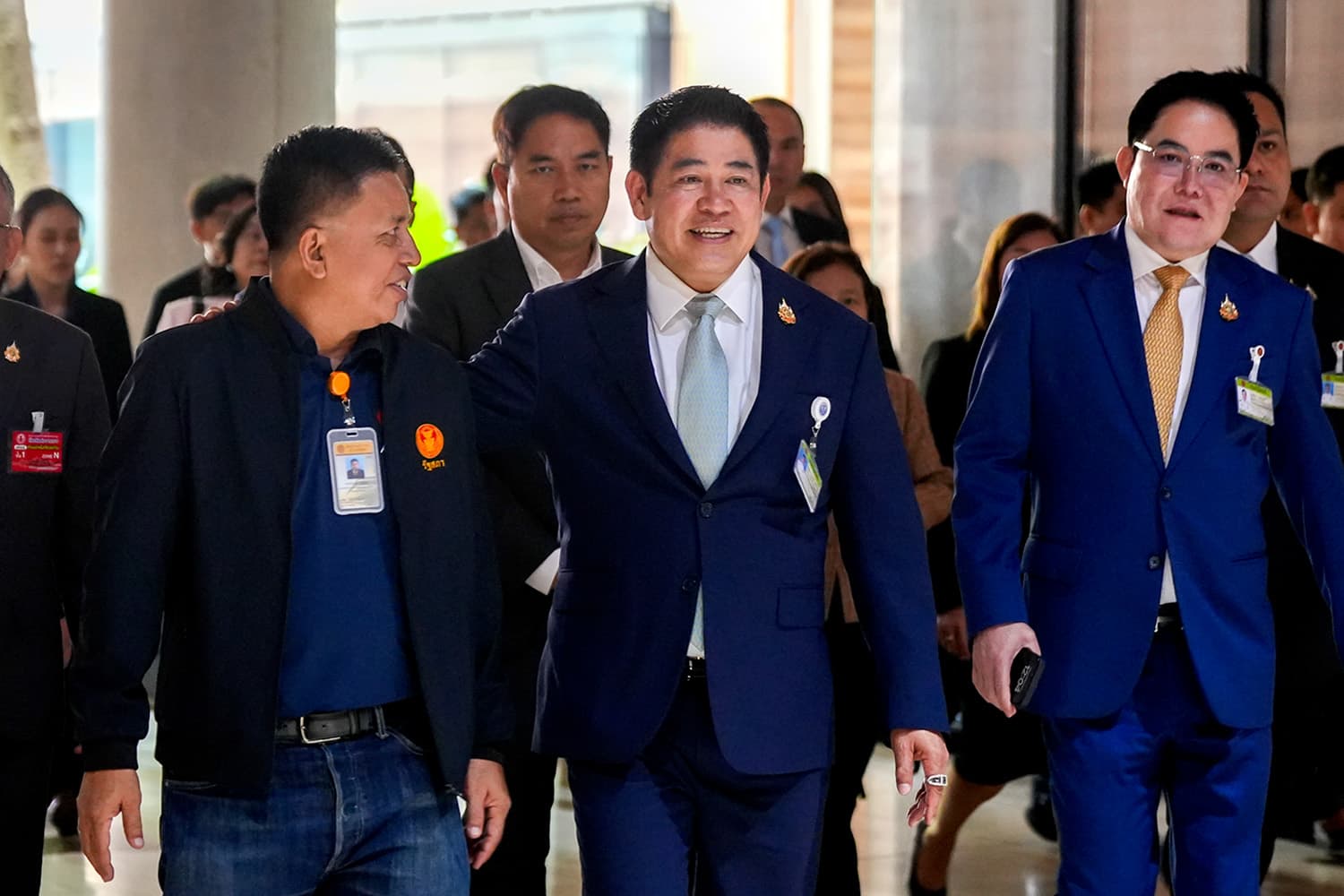 Photo Story : เสียเวลาทำงาน ‘ธรรมนัส’ ขอหยุดขุดปม ‘คุณสมบัติ’