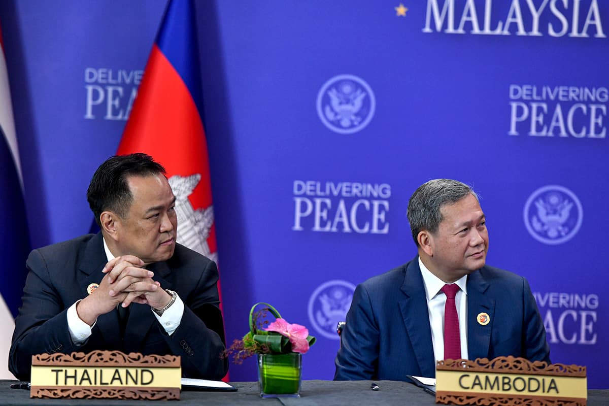 Anutin-the-Prime-Minister-traveled-to-Malaysia-for-a-meeting-2-SPACEBAR-Photo04.jpg