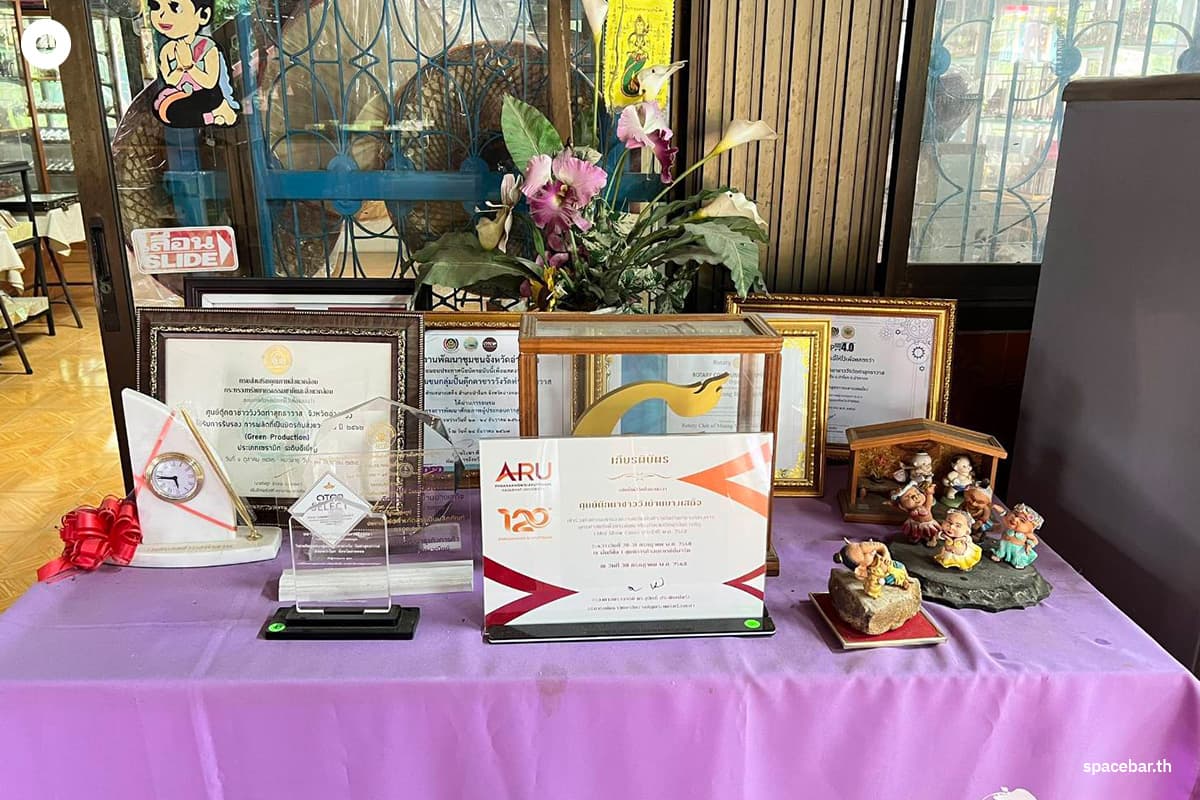 Ban Bang Sadet-Palace Dolls-commemorate-the-Queen Mother-and-provide-a-livelihood-SPACEBAR-Photo11-1.jpg