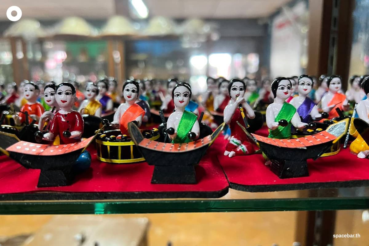 Ban Bang Sadet-Palace Dolls-commemorate-the-Queen Mother-and-provide-a-livelihood-SPACEBAR-Photo14-1.jpg