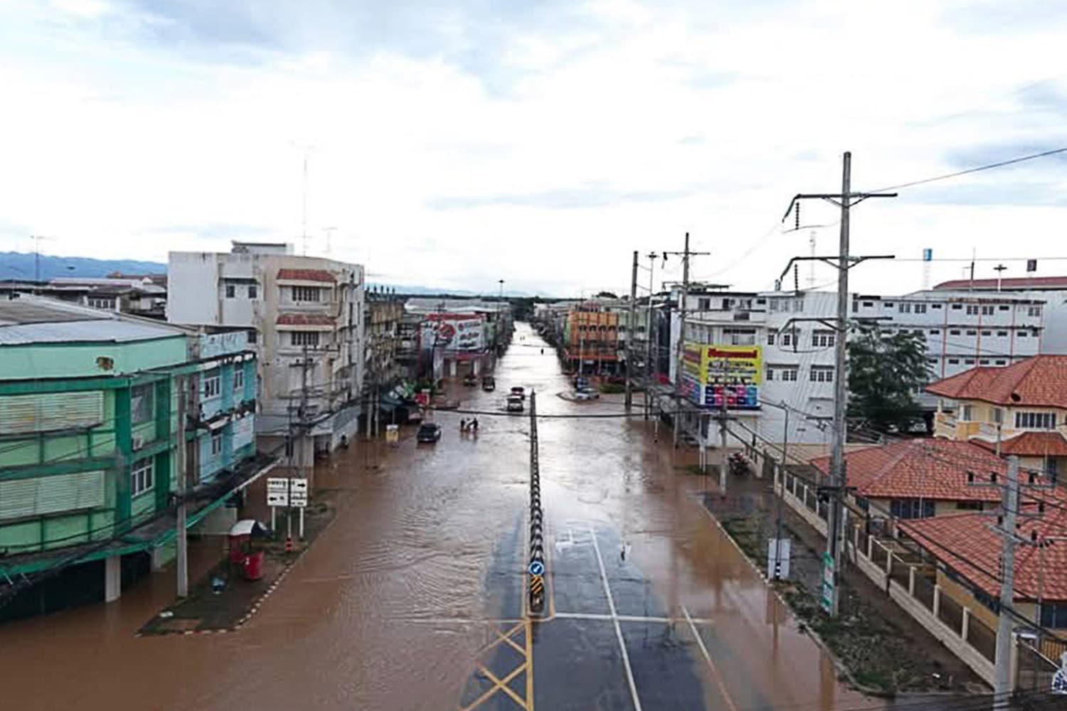 น้ำท่วม‘หล่มสัก’ลดระดับลงแล้ว อุตุฯ เตือน ยังมีฝนตกหนักทั่วไทย ระวังน้ำท่วมฉับพลัน-น้ำป่าไหลหลาก