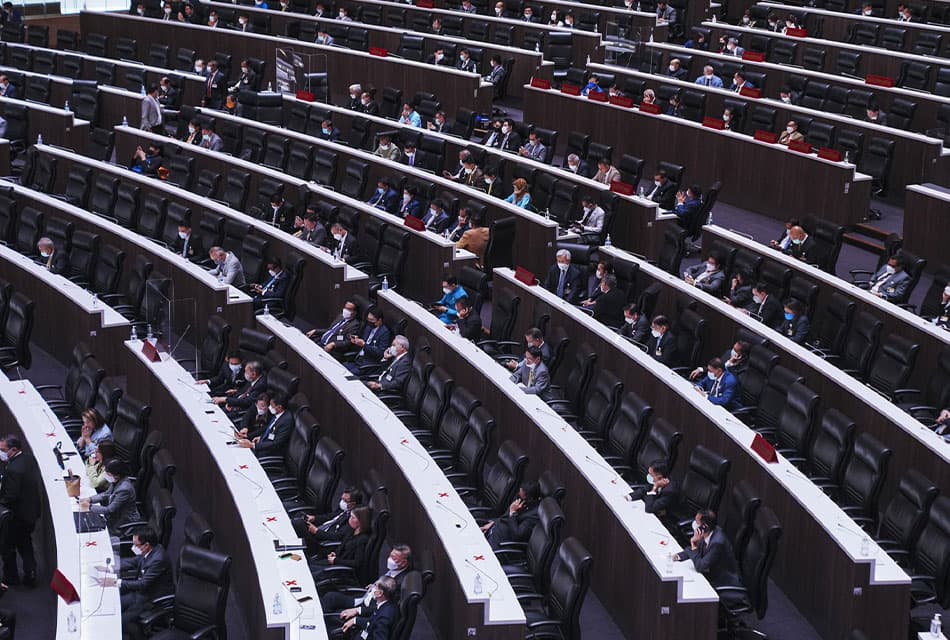 House_of_Representatives_meeting_consider_the_draft_bill_to_amend_the_Fisheries_Act_SPACEBAR_Thumbnail_61dfd22054.jpeg