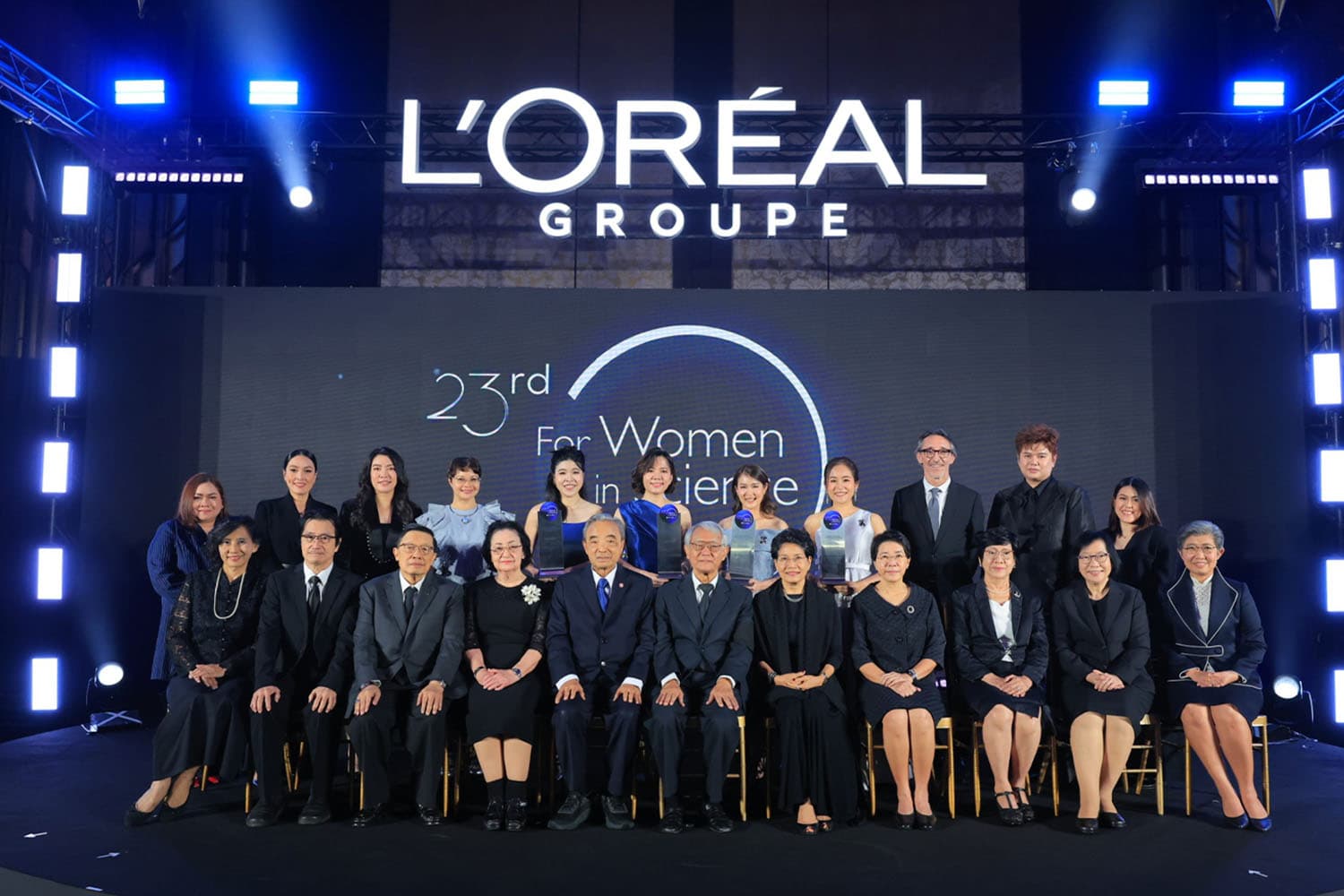 ลอรีอัล มอบทุนเชิดชูเกียรติ 4 นักวิจัยสตรีไทย ในโครงการ “เพื่อสตรีในงานวิทยาศาสตร์” ประจำปี 2568