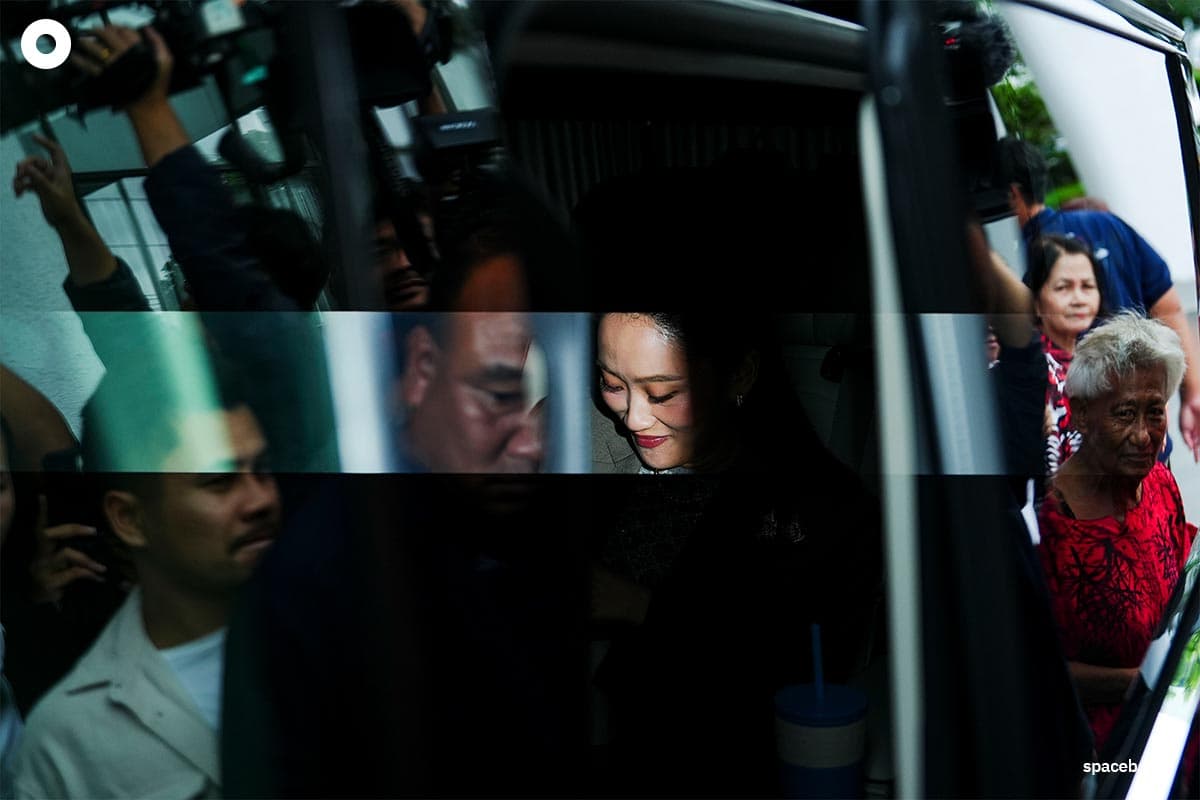 Paethongtarn-traveled-to-a-meeting-at-the-Pheu-Thai-Party-headquarters-3-SPACEBAR-Photo03.jpg