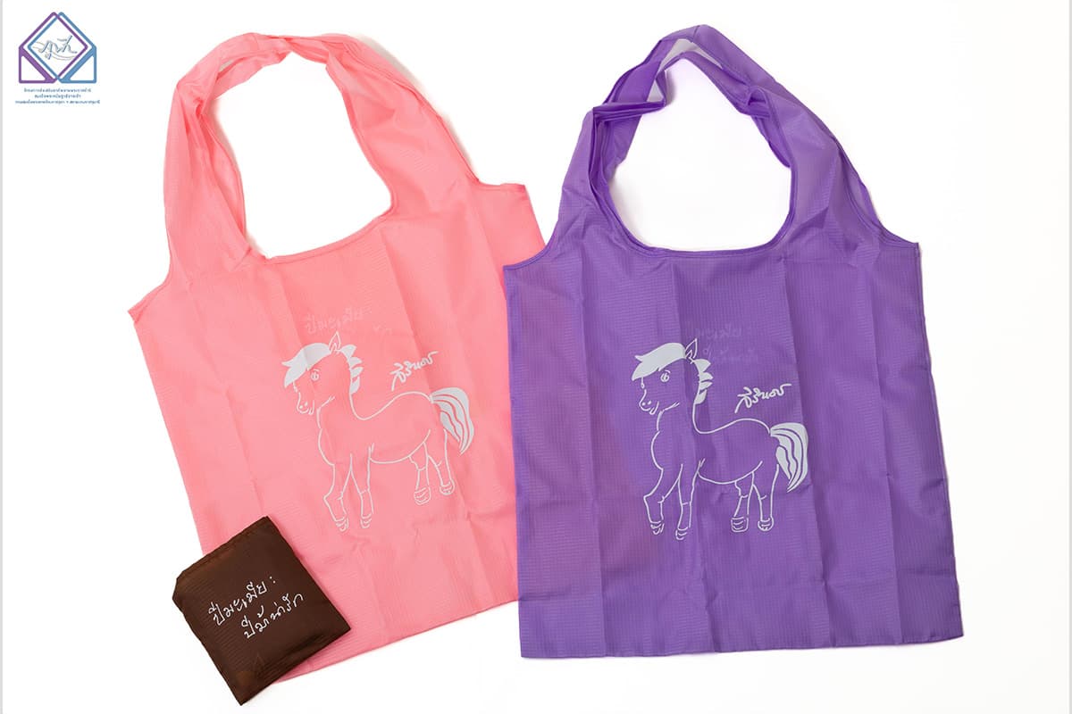 Phufa-Shop-invites-you-to-receive-the-royal-blessing-Year-of-the-Horse-Year-of-the-Lovely-Horse-SPACEBAR-Photo08.jpg