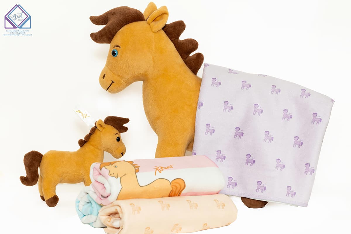 Phufa-Shop-invites-you-to-receive-the-royal-blessing-Year-of-the-Horse-Year-of-the-Lovely-Horse-SPACEBAR-Photo12.jpg