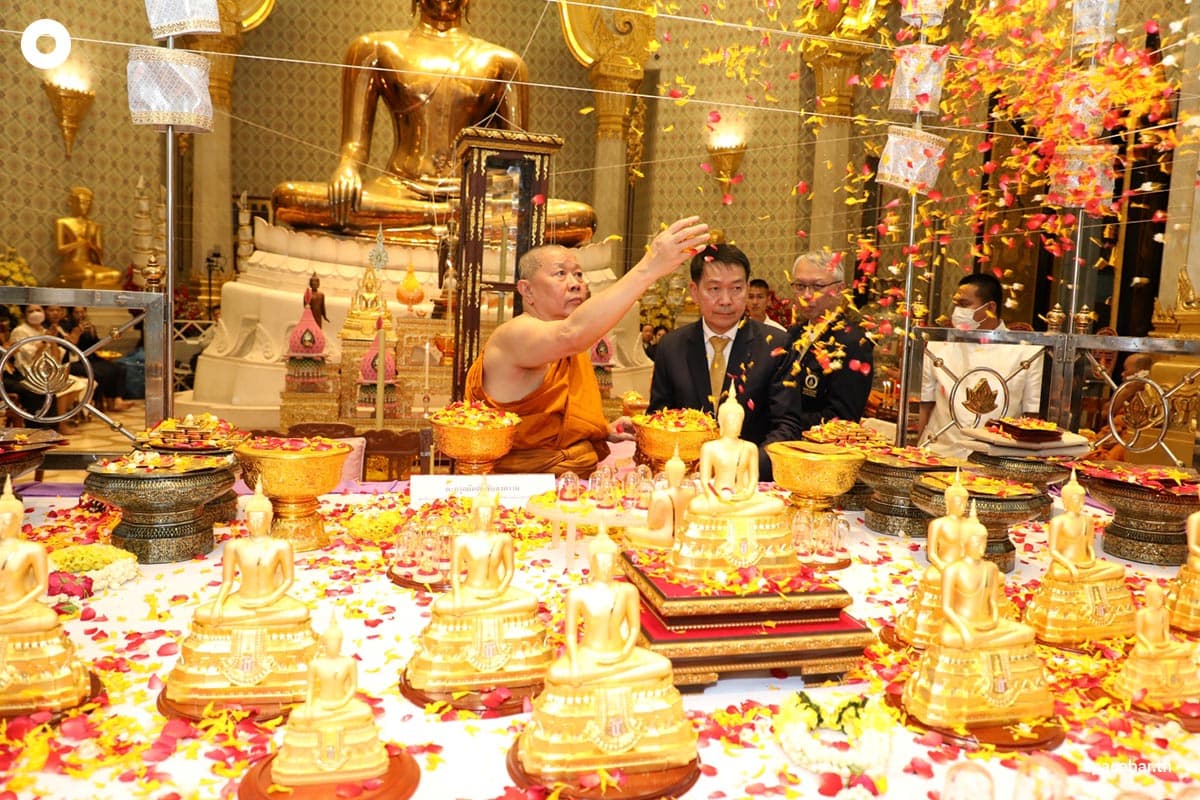 Ramathibodi_Foundation_Invitation_to_donate_funds_to_build_a_new_hospital_building_SPACEBAR_Photo04_b3e319d1ee.jpg