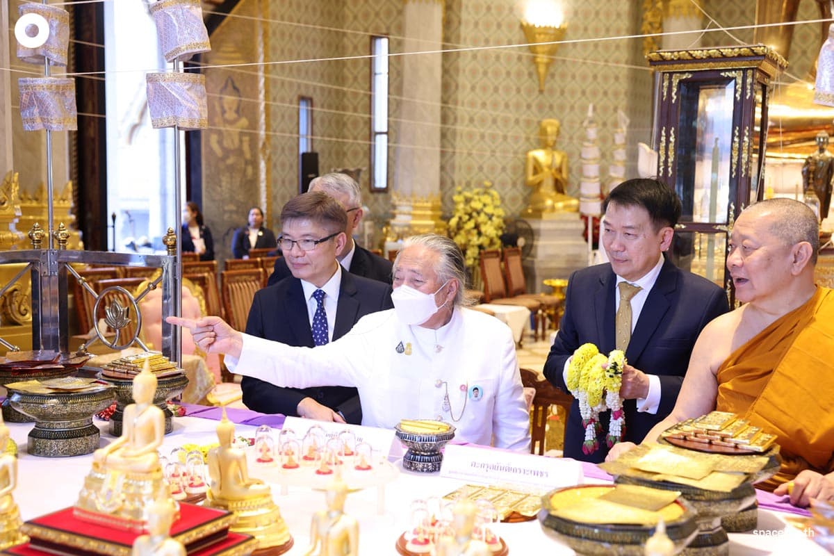 Ramathibodi_Foundation_Invitation_to_donate_funds_to_build_a_new_hospital_building_SPACEBAR_Photo05_5ffba5d399.jpg