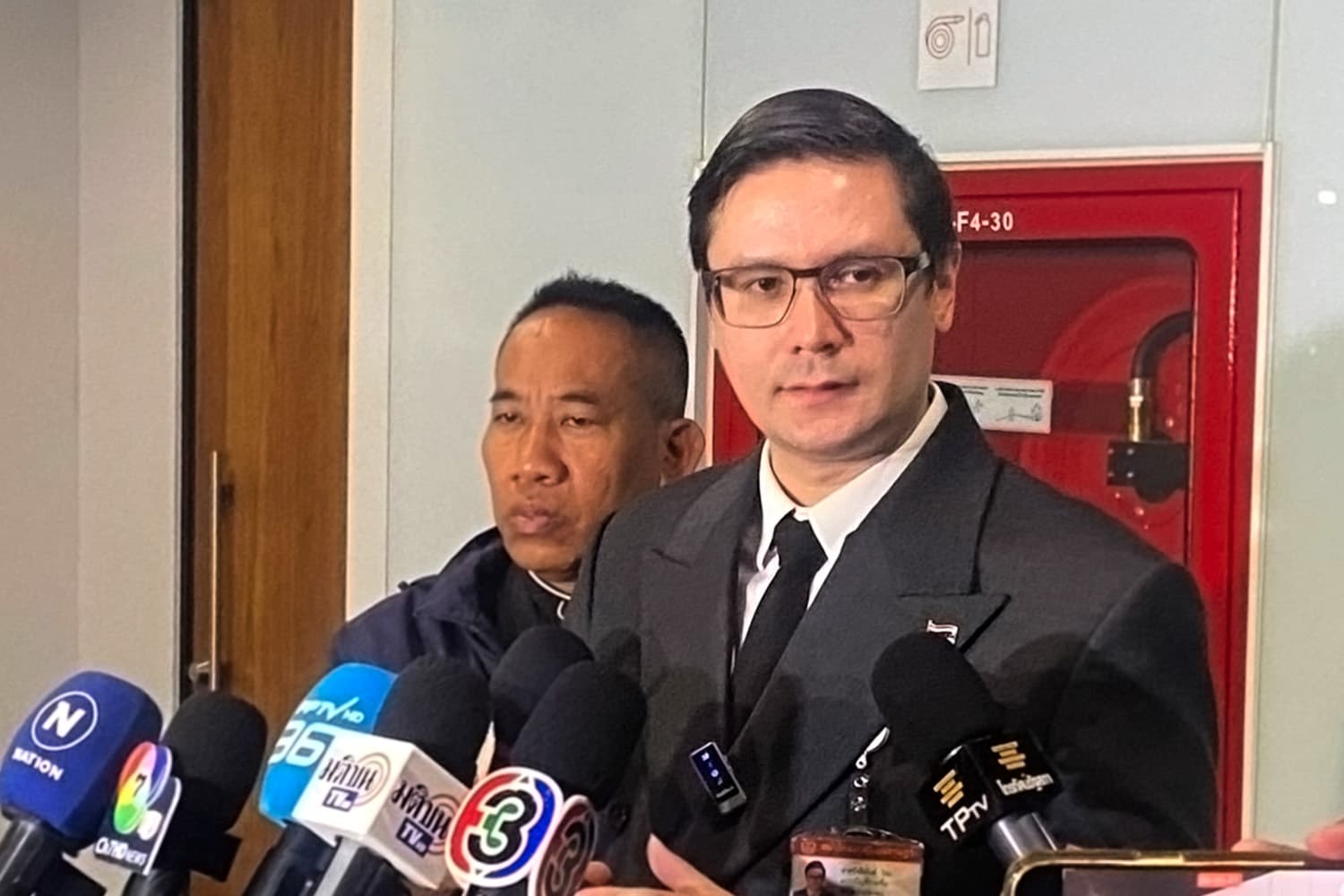 จับตา ‘โรม’ คุย ‘ไชยชนก’ แจงปม 3 เจ้าพ่อสแกมเมอร์