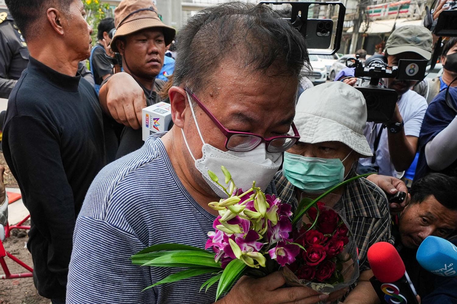 Relatives_of_victims_who_died_after_falling_into_pipe_prepare_to_sue_MEA_asking_for_10_million_baht_SPACEBAR_Hero_c1f7476027.jpg