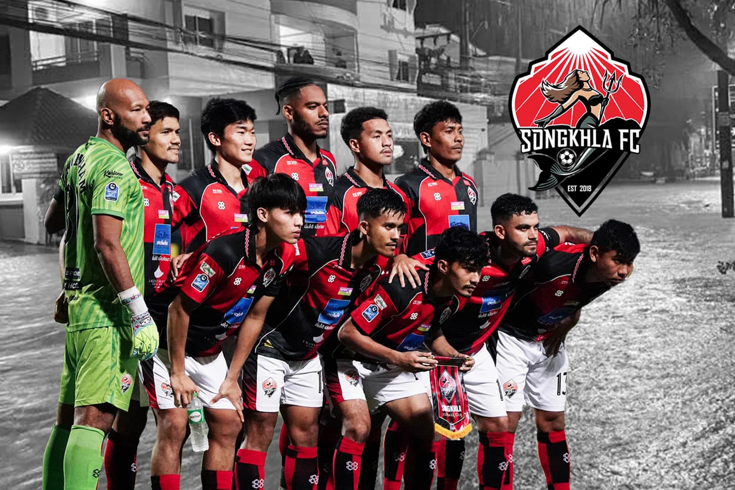 นักฟุตบอลทีม สงขลา เอฟซี ติดอยู่ในที่พัก ล่าสุดขาดอาหารและน้ำ รอเจ้าหน้าที่เข้าช่วยเหลือ