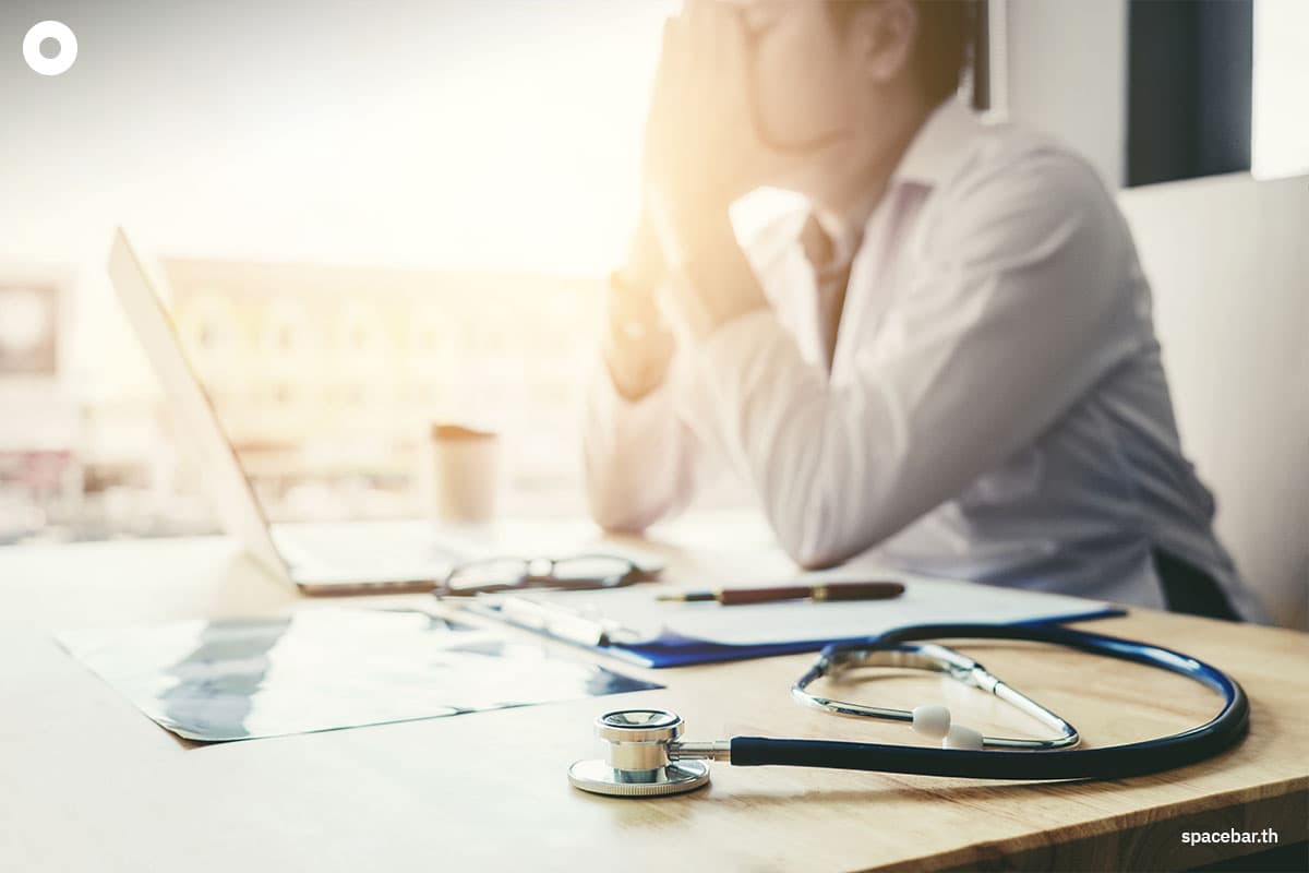 TAGCOUD_the_great_resignation_of_intern_doctors_is_just_the_tip_of_the_iceberg_3_SPACEBAR_Photo03_378253e7c4.jpeg