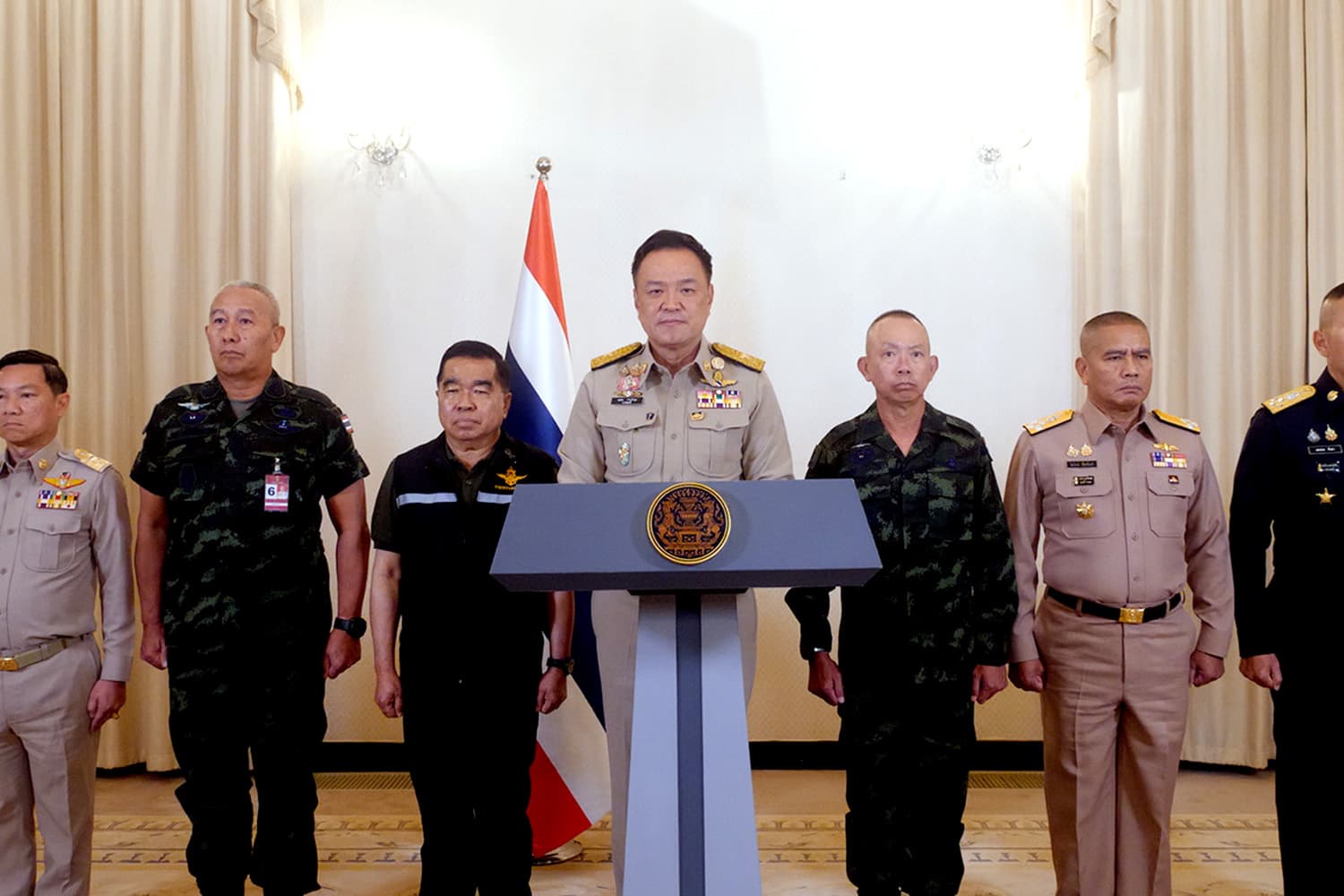 เพื่อบูรณภาพแห่งดินแดน ‘นายกฯ’ นำแถลงป้องอธิปไตยไทย