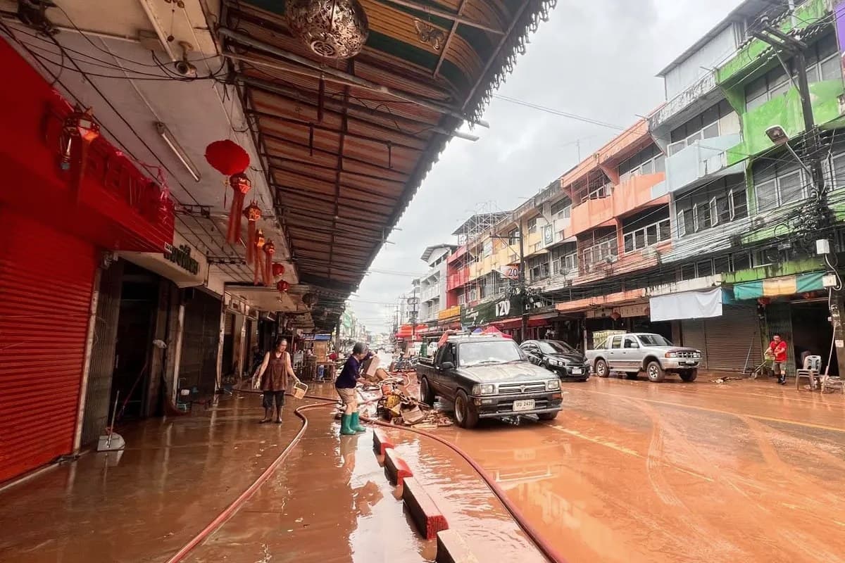 The-flood-situation-in-Nan-has-begun-to-improve-with-low-lying-communities-still-suffering-SPACEBAR-Photo05-1.jpg