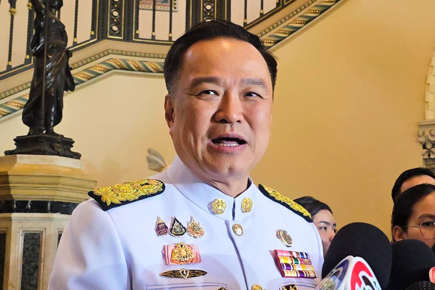 ‘นายกฯ’ ยัน ไม่ได้กดดัน ‘วรภัค’ ลาออก ขอบคุณแสดงสปิริต บอกไม่ตั้งใครแทน