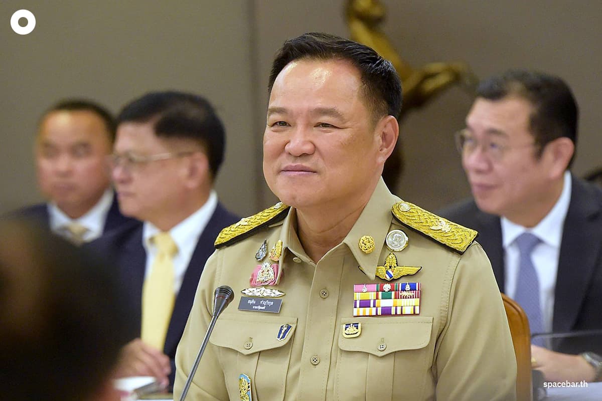 anutin-leads-cabinet-to-discuss-with-ect-SPACEBAR-Photo01-2.jpg